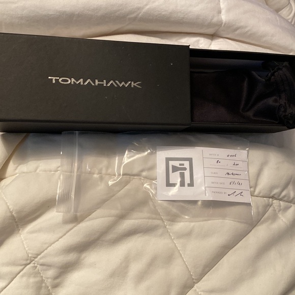 NWT Tomahawk Women’s Sunglasses (Tempest) - Picture 3 of 3